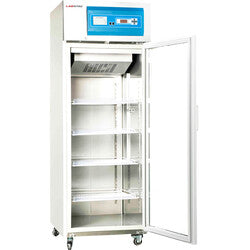 2°C-10°C Medical Refrigerator REF11-330